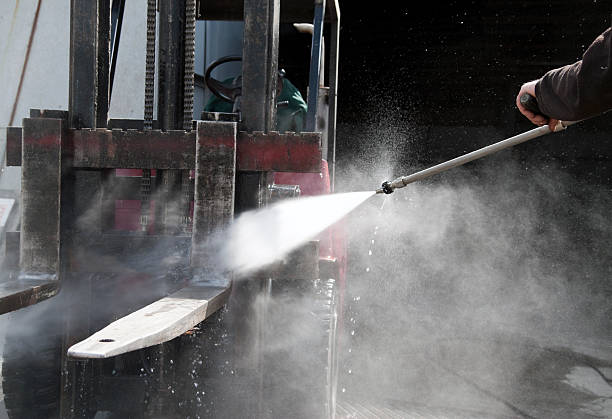 Pressure Washing Brick in Dumbarton, VA